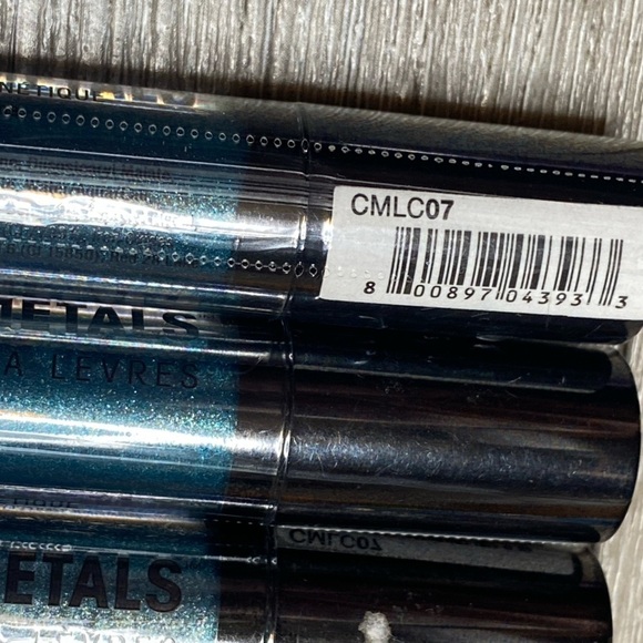 3 NYX Cosmic Metals Lip Cream, CMLC07 Electromagnetic Lot - Picture 4 of 4